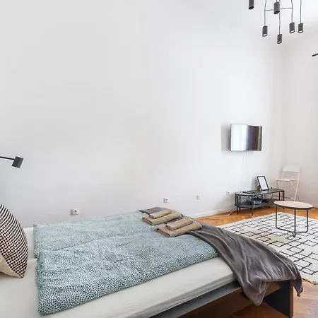 R61 Rakoczi * 부다페스트